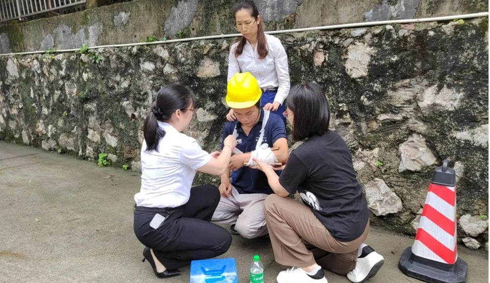 %title插圖%num %title插圖%num